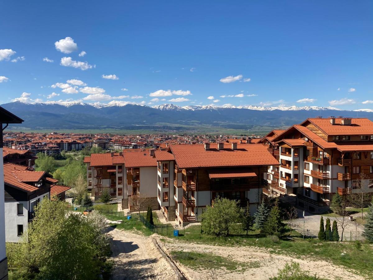 Mirabell Apartment Bansko - Mountain View & Fireplace Exterior photo