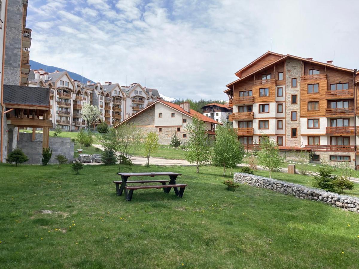 Mirabell Apartment Bansko - Mountain View & Fireplace Exterior photo
