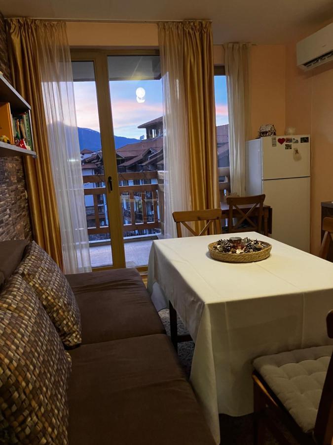 Mirabell Apartment Bansko - Mountain View & Fireplace Exterior photo